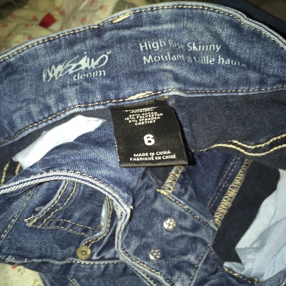 High Rise Skinny Jeans 👖 - Picture 4 of 4